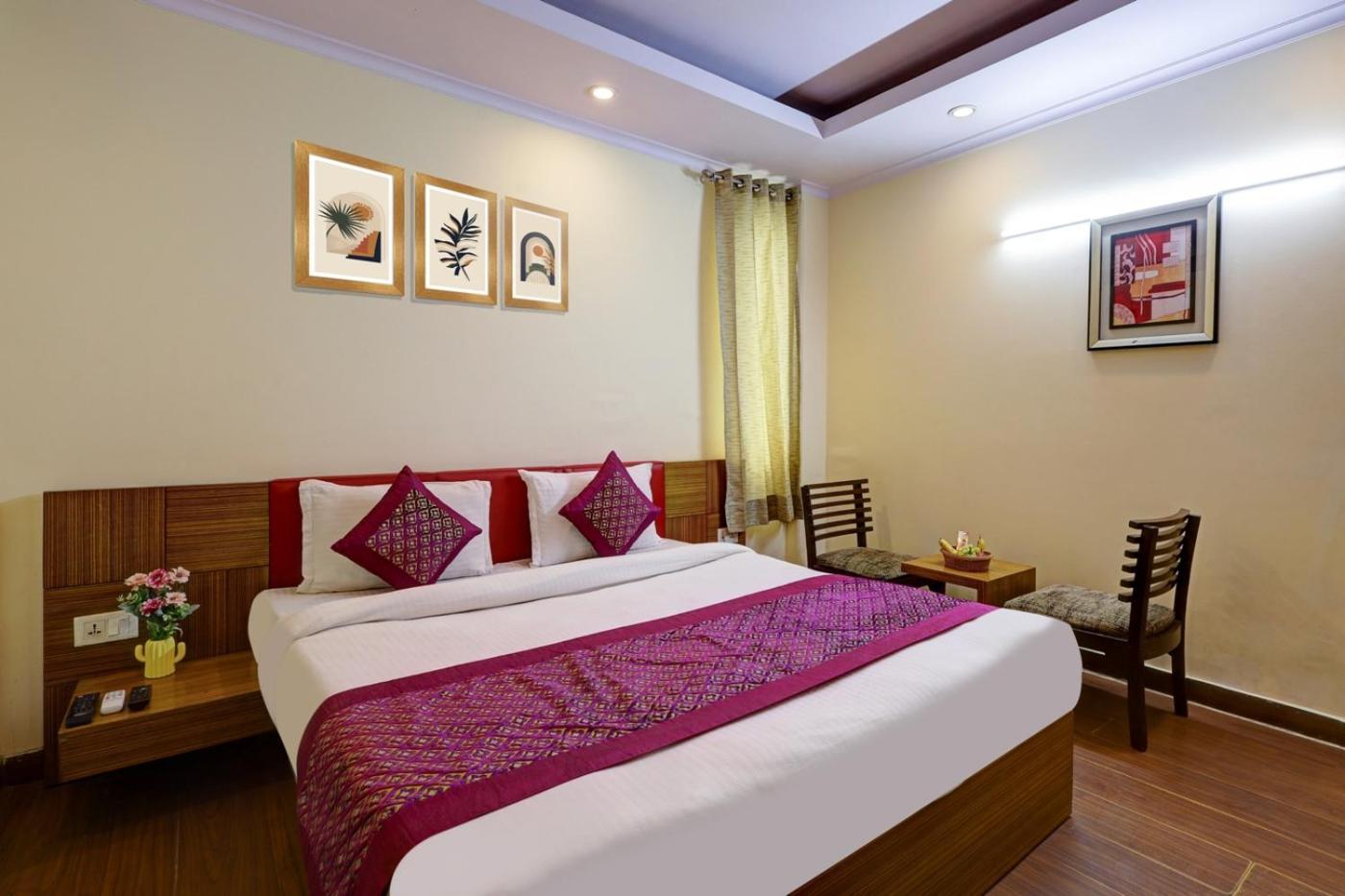 The Pearl- A Royal Residency Hotel